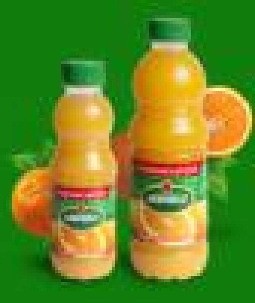 Апельсиново-клубнично-банановый сок