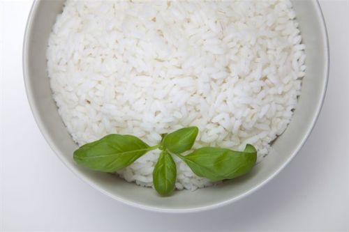 Рис, белый, длиннозерный, обогащенный, приготовленный с солью