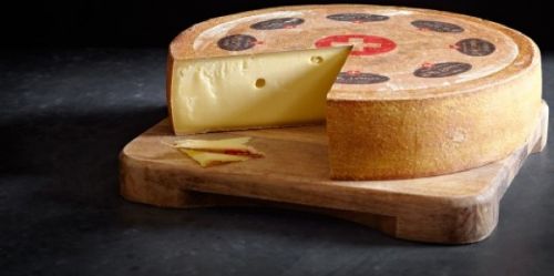 Швейцарский Сыр (Обезжиренный, Пастеризованный)