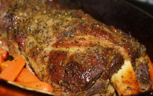 Свинина, свежая, мясо из отделения лопаточно-шейной части свиной туши,отдельно мясо и жир, жареная