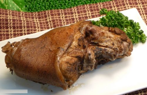 Свинина, свежая, мясной микс из разных частей тушки и субпродукты, нога, вареная на маленькм огне