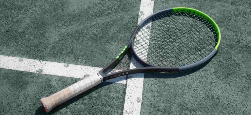 Как выбрать хорошую теннисную ракетку?